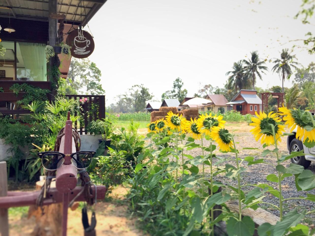 Baan Thung Home Stay Prasat Bagian luar foto