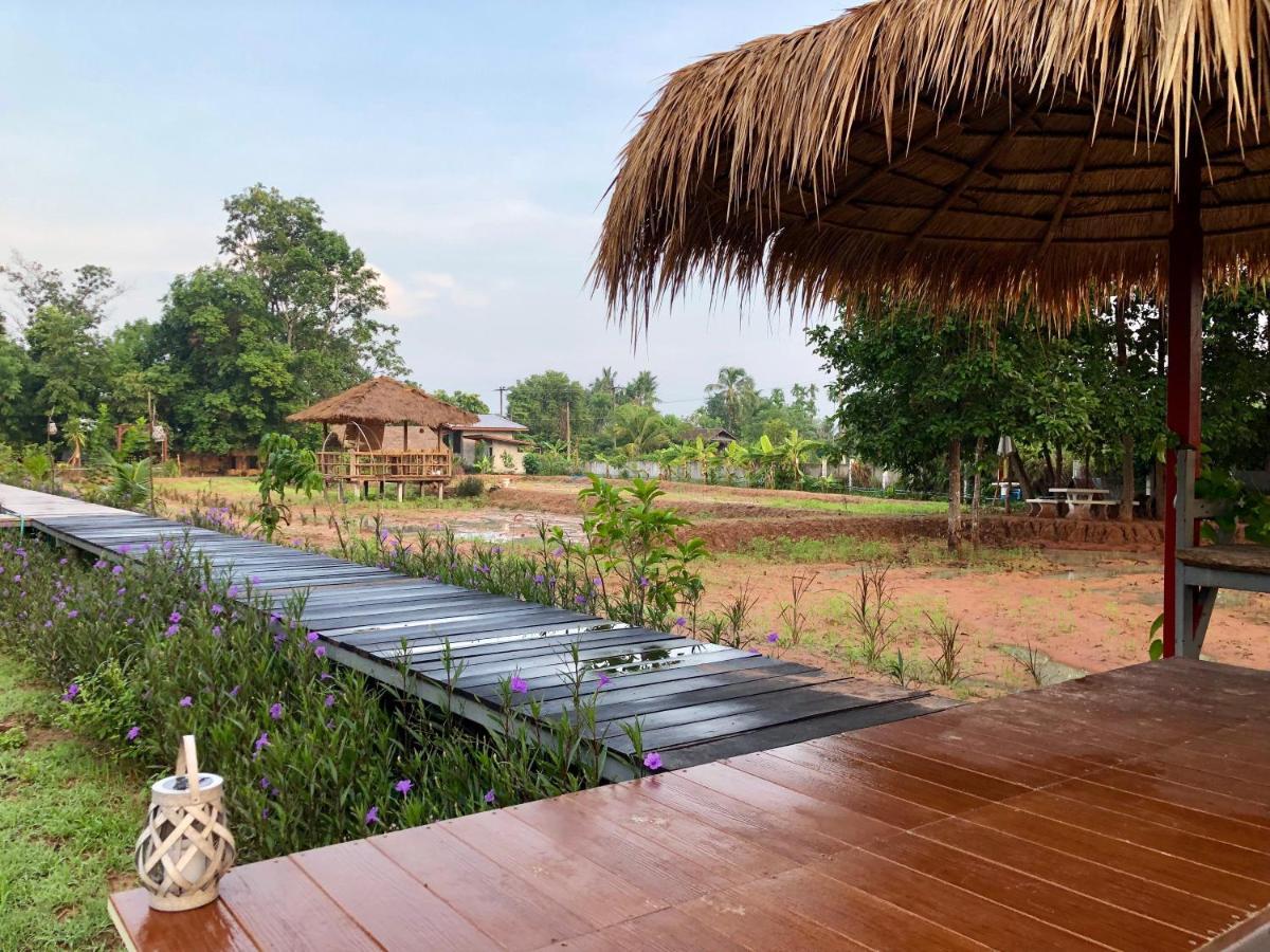 Baan Thung Home Stay Prasat Bagian luar foto